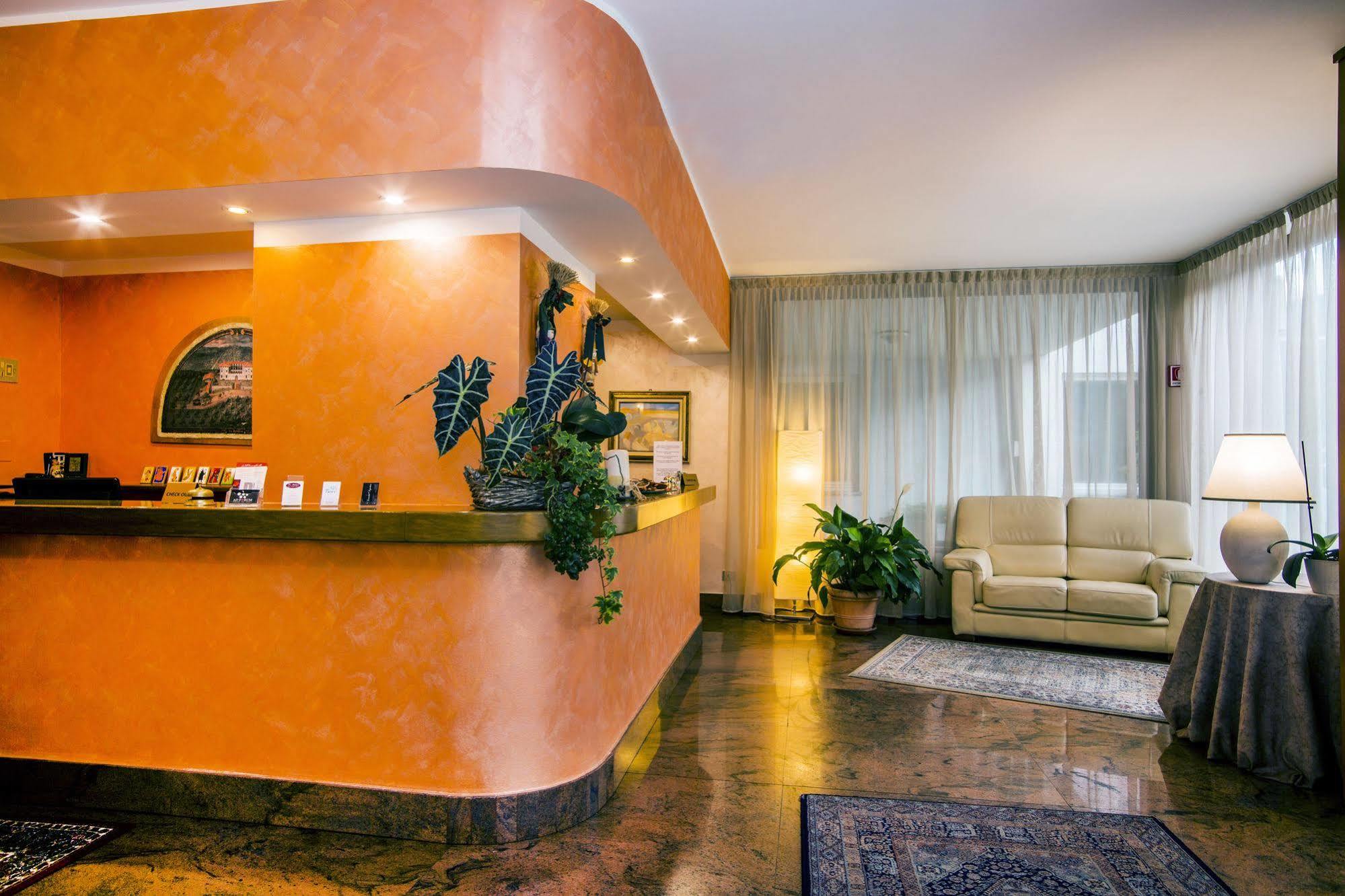 Hotel Le Pageot Αόστα Εξωτερικό φωτογραφία